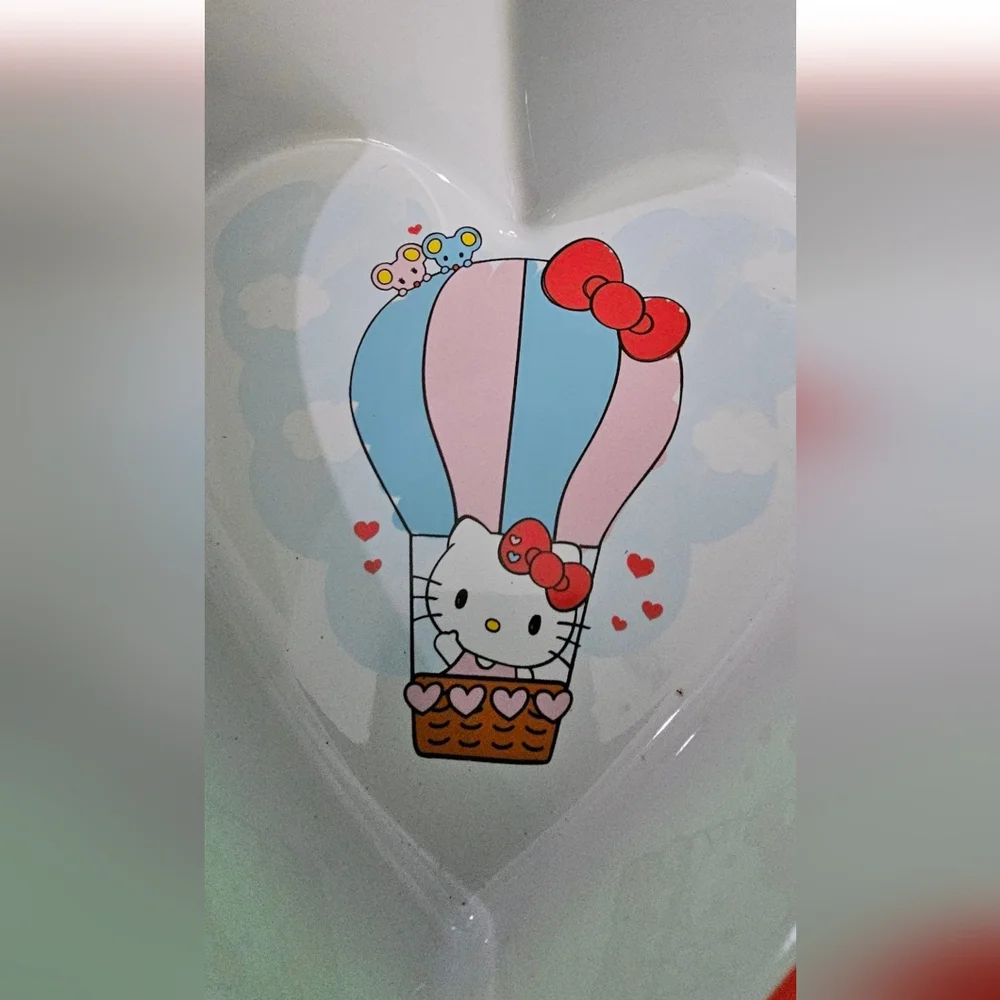 Hello Kitty - NEW Lot Of 2 Heart-Shaped Bakeware & Ramekin Oven Safe Valentines
